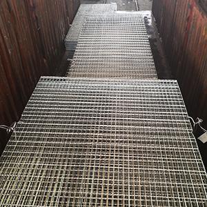 鋼格板種類全解析 從材料、工藝到用途的分類指南